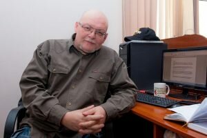 Алексей Гончаров - редактор службы новостей, ведущий авторских телепередач